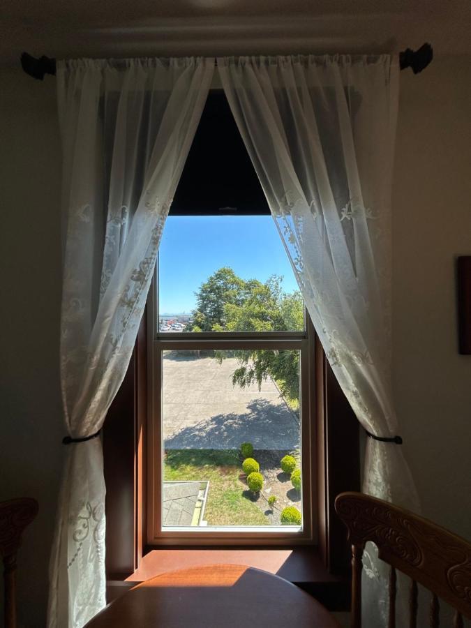 The Pearl Inn Bed And Breakfast Ilwaco ภายนอก รูปภาพ
