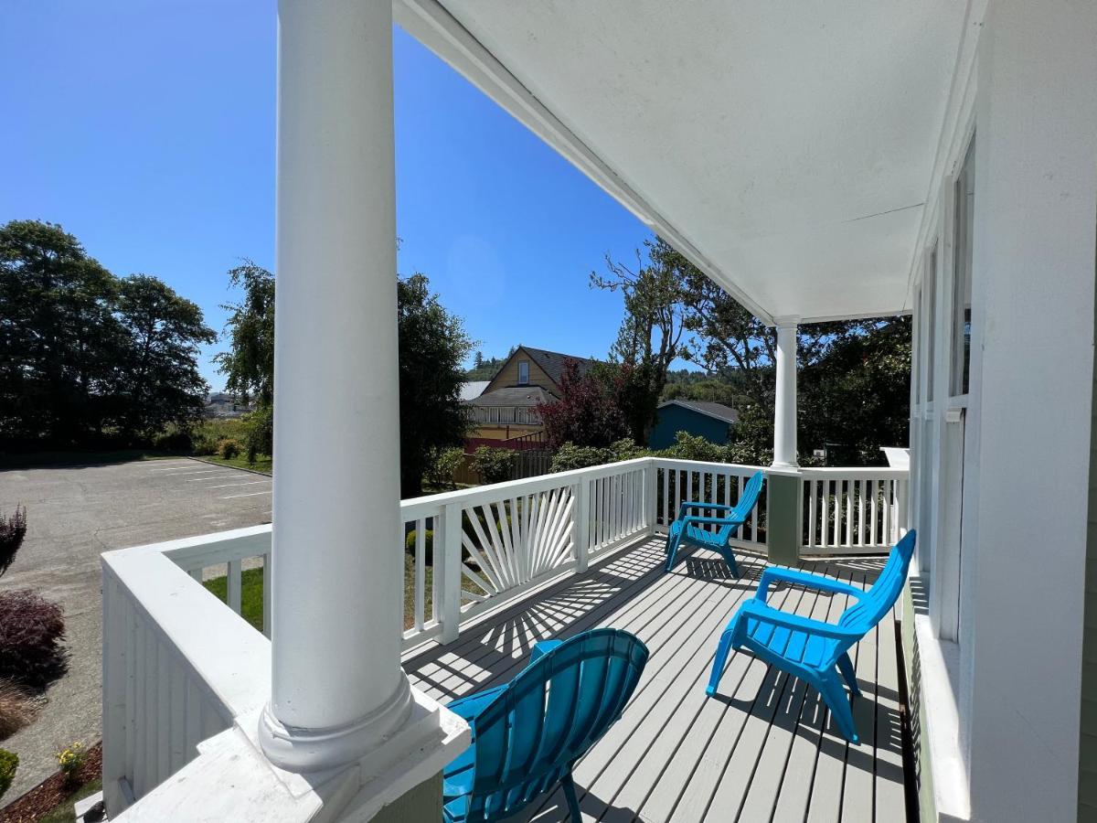 The Pearl Inn Bed And Breakfast Ilwaco ภายนอก รูปภาพ