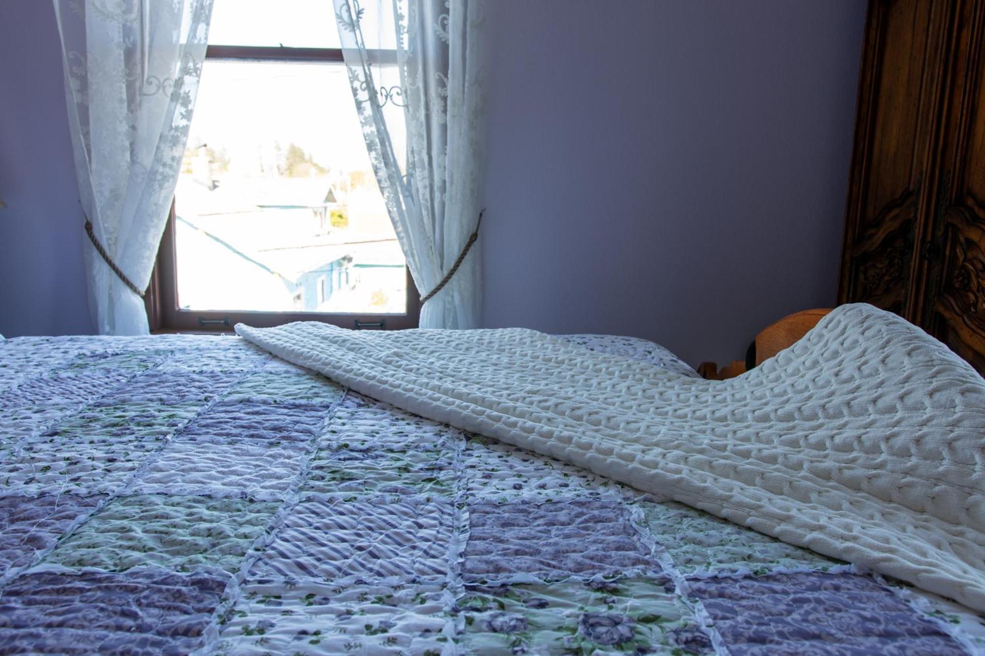 The Pearl Inn Bed And Breakfast Ilwaco ภายนอก รูปภาพ